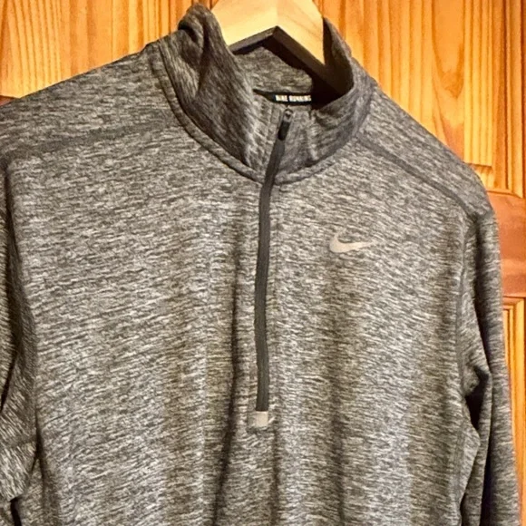 Nike Dri-FIT Element Heather Gray men's 1/4-zip running top - Picture 3 of 10